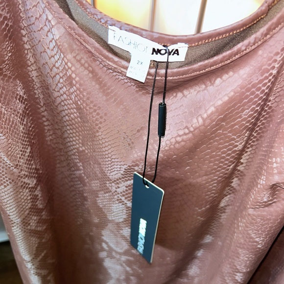 NWT! Parker faux leather snakeskin print romper - chocolate brown- New With Tags - Picture 4 of 6